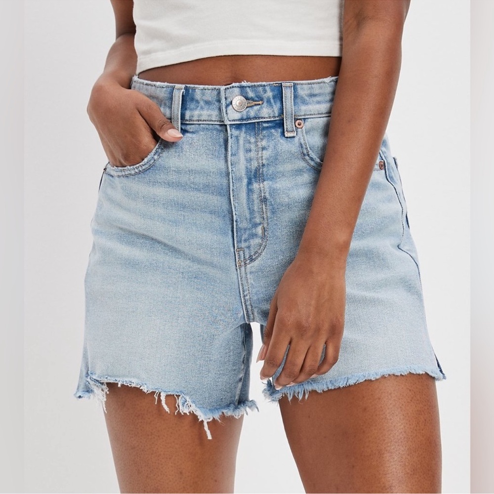 American Eagle Highest Rise Baggy Short Distressed Style Size 00